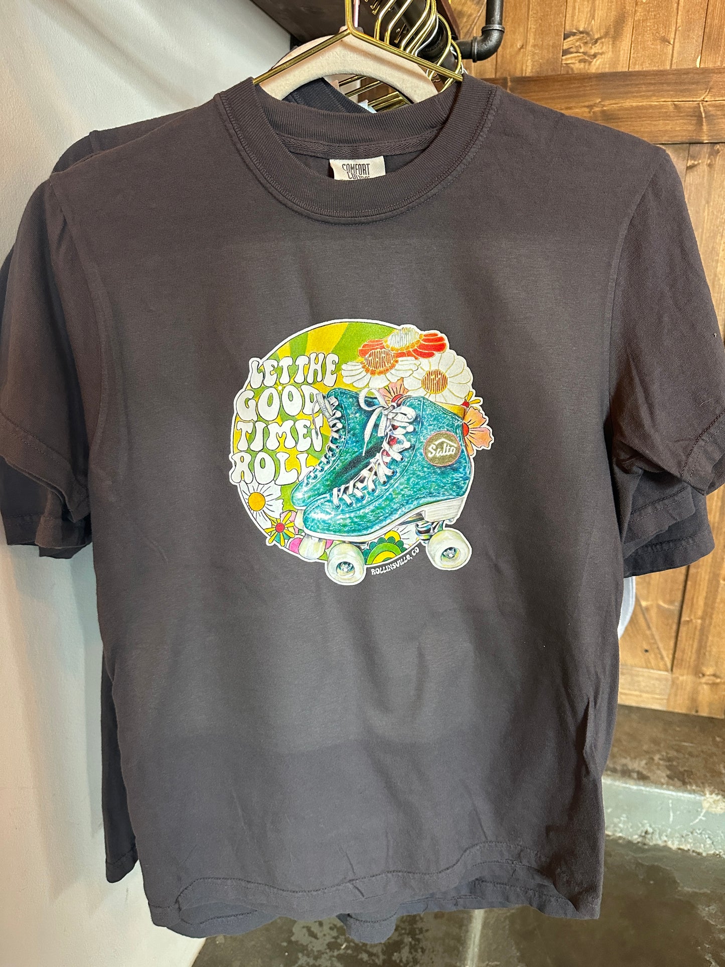 Salto Roller Skates Tee