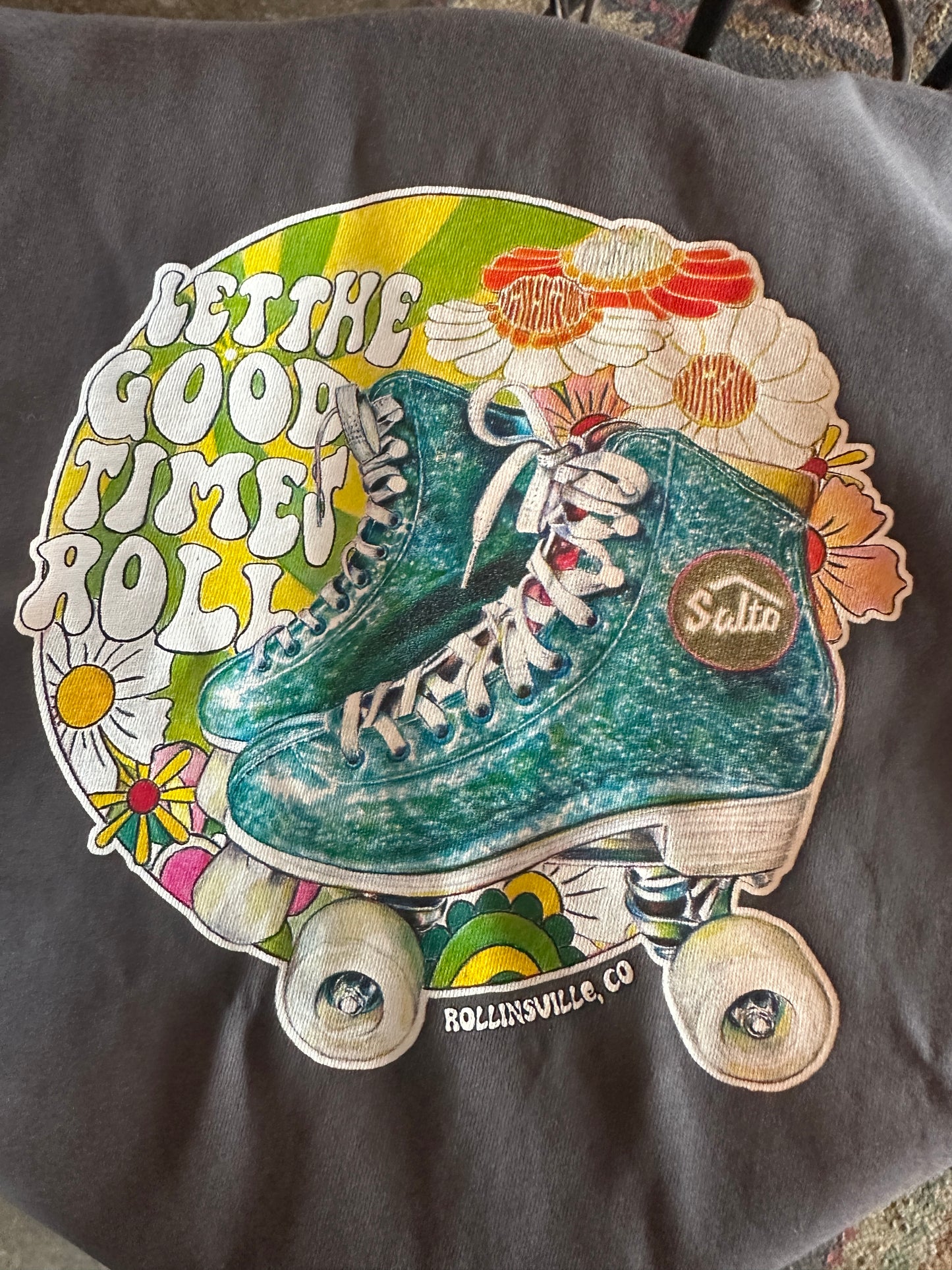 Salto Roller Skates Tee